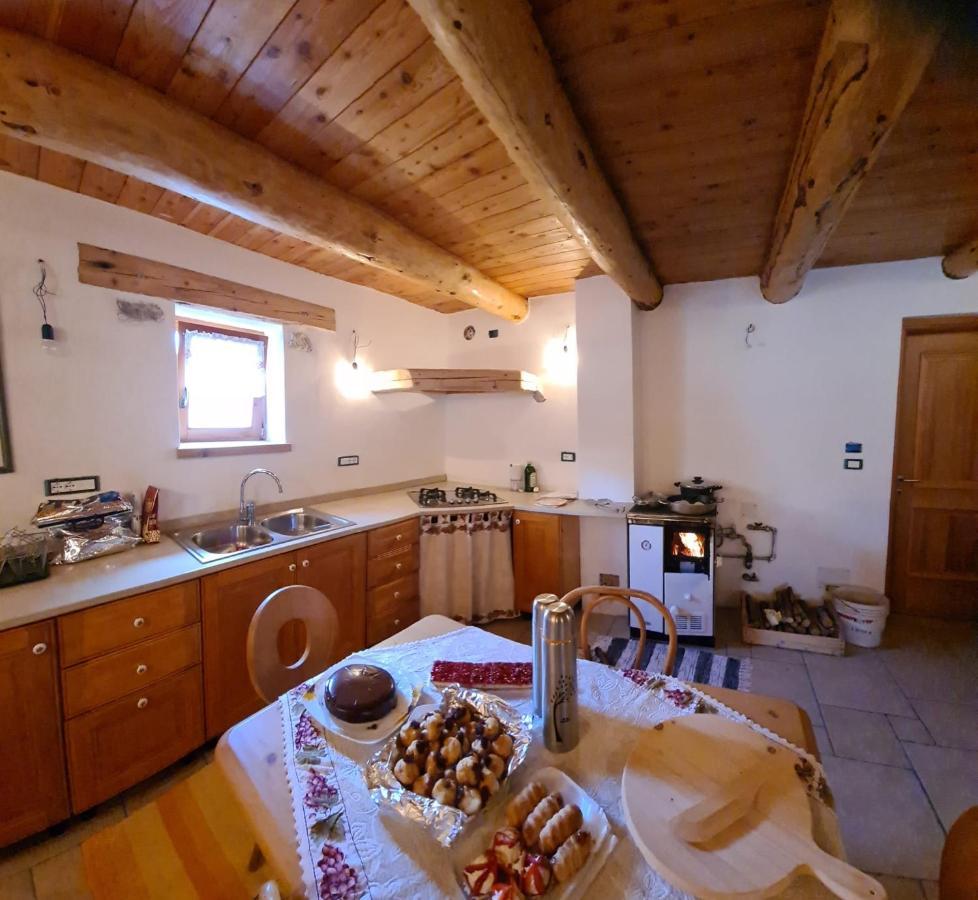 Baita Pra Petina Pale Di San Martino Siror 外观 照片