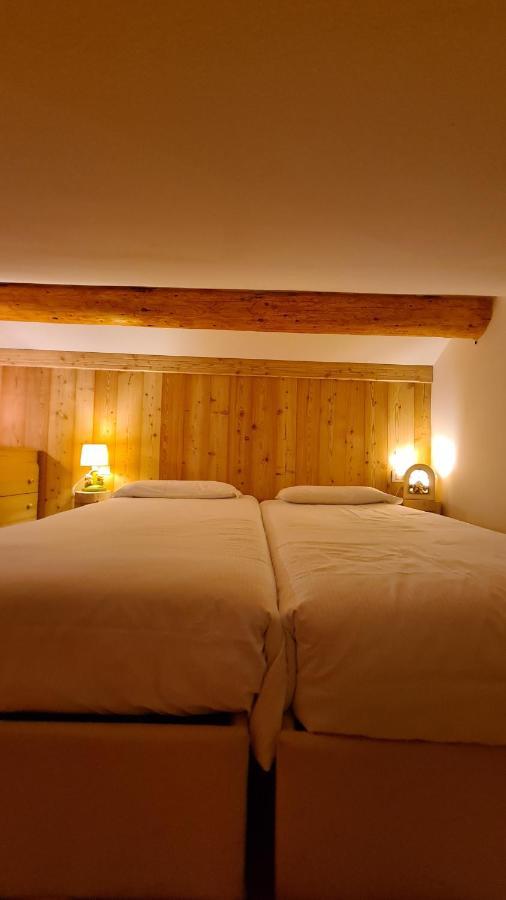 Baita Pra Petina Pale Di San Martino Siror 外观 照片