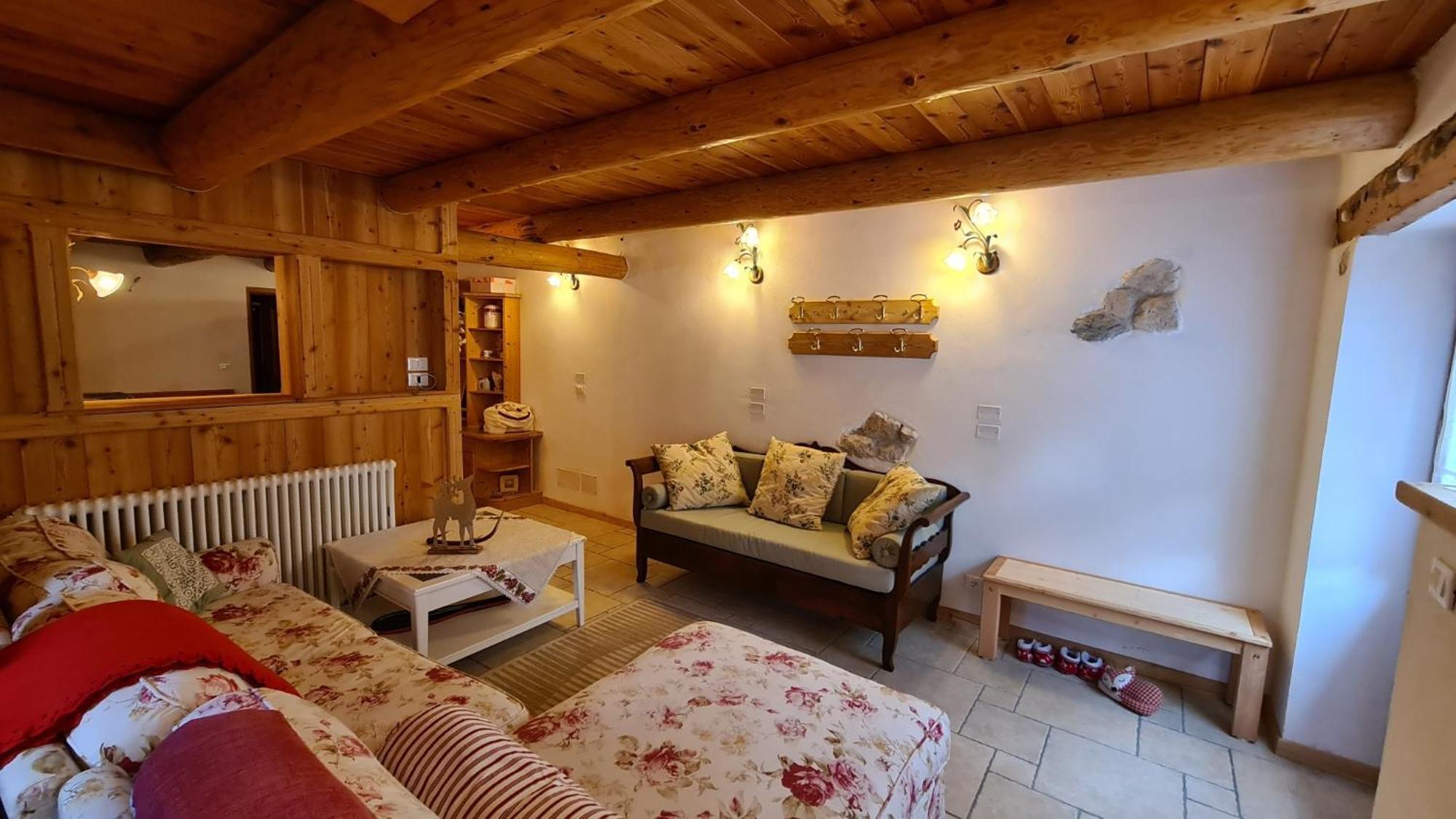 Baita Pra Petina Pale Di San Martino Siror 外观 照片